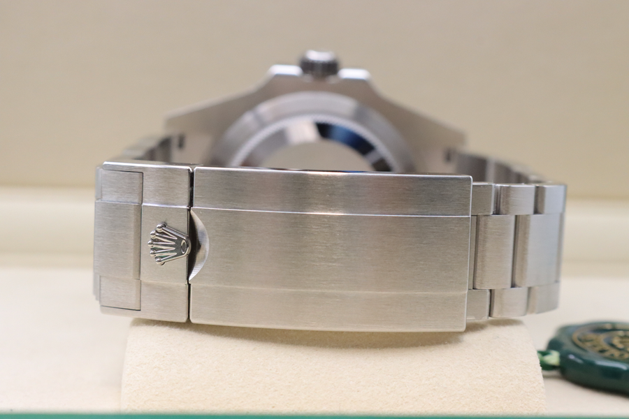 Rolex Submariner 126610 LN